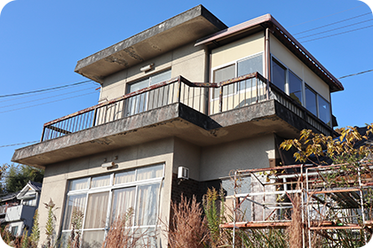 空き家・空き地も放っておくと問題が出てくるかもしれません