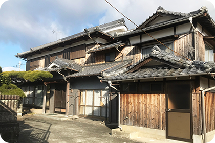 空き家・空き地も放っておくと問題が出てくるかもしれません